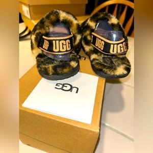 UGG toddler girl cheetah print size 10 comes with box